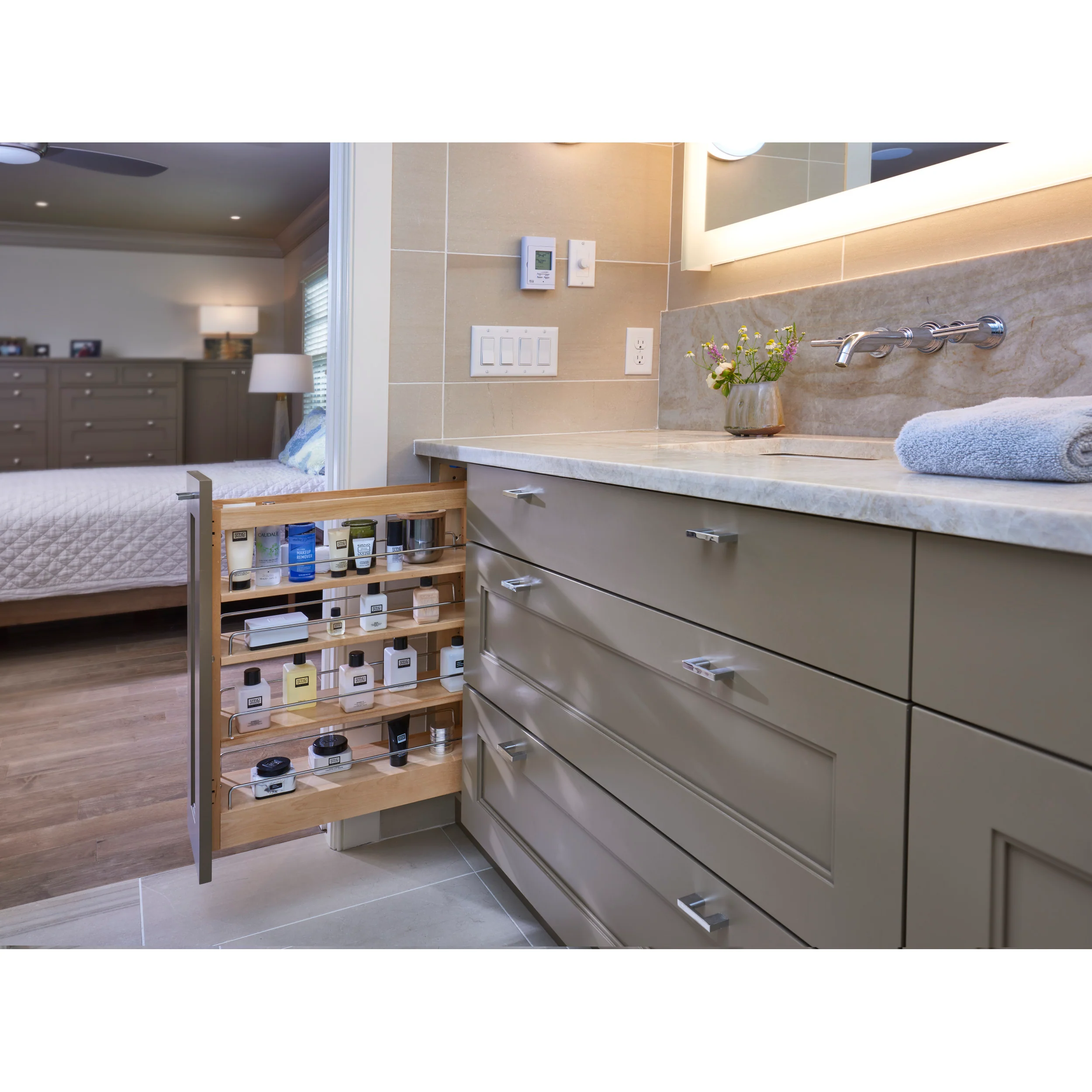 5 in Base Cabinet Organizer Natural  5 in (127 mm) W x 19 in (483 mm) D x 25.5 in (648 mm) H - Image 6