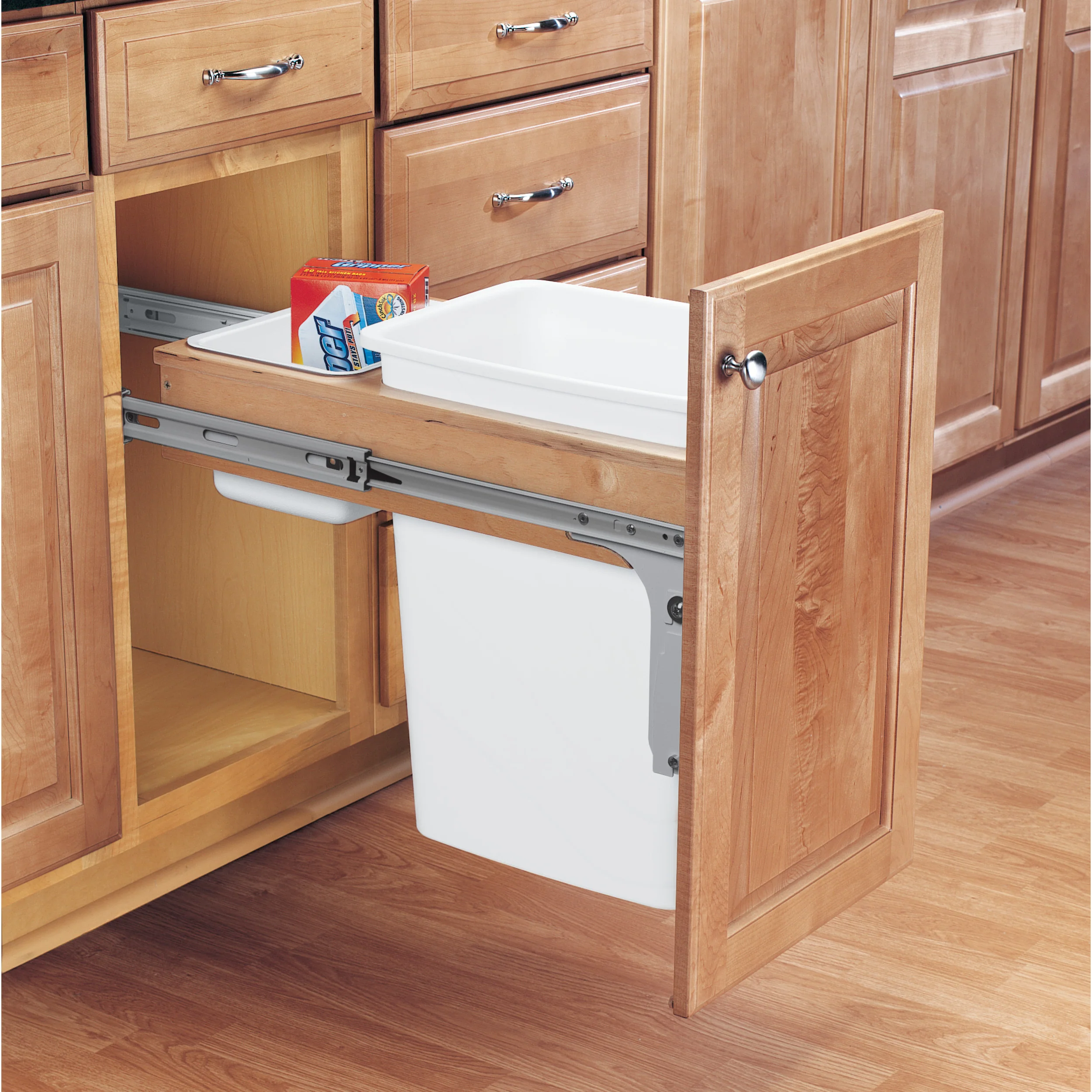 35 Qrt Top mount Waste Container (Full-access) Natural 13.5 in (343 mm) W x 22.75 in (578 mm) D x 17.88 in (454 mm) H - Image 3