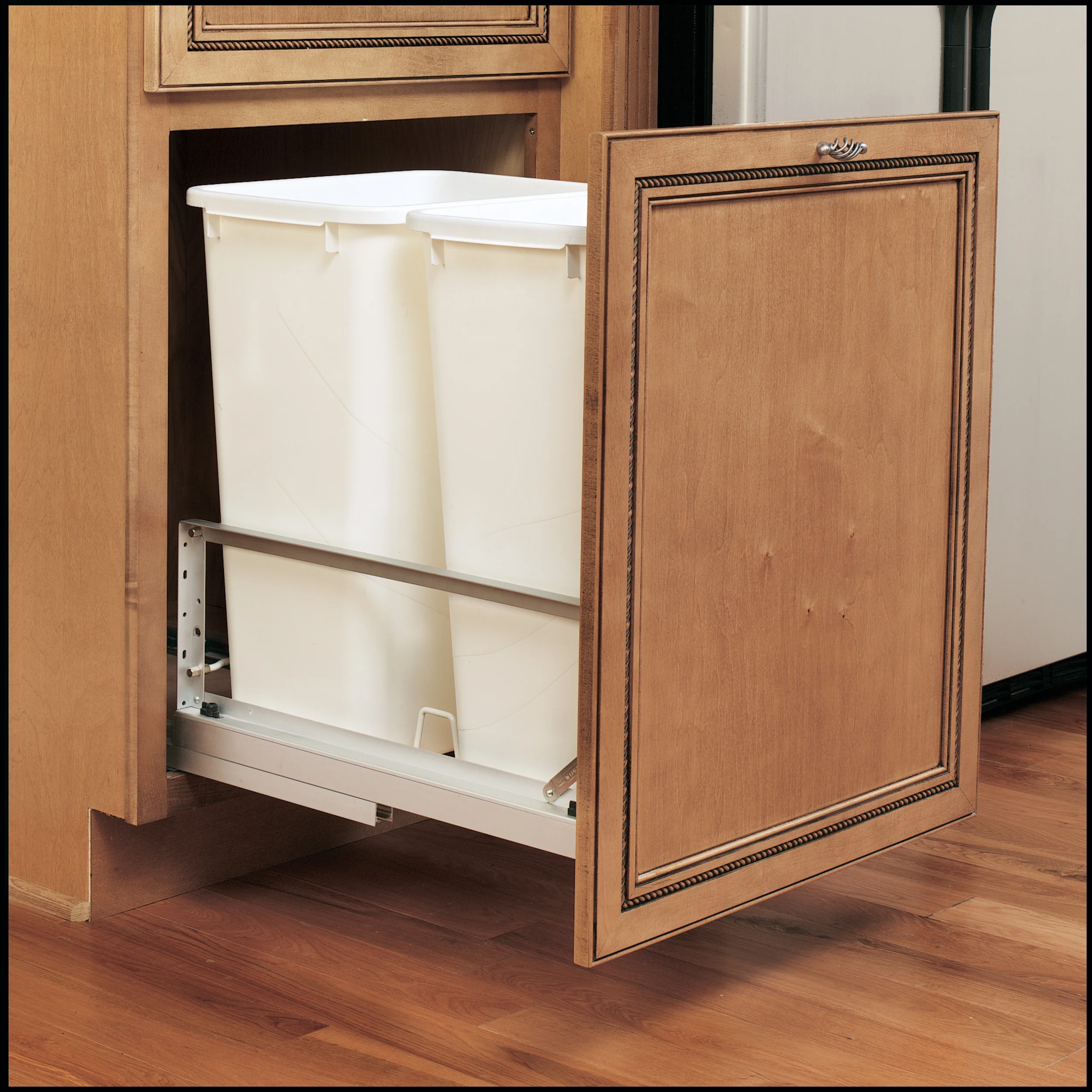 Double 50 Qrt Pull-Out Waste Containers Silver 14.81 in (376 mm) W x 22.13 in (562 mm) D x 22.94 in (583 mm) H - Image 4