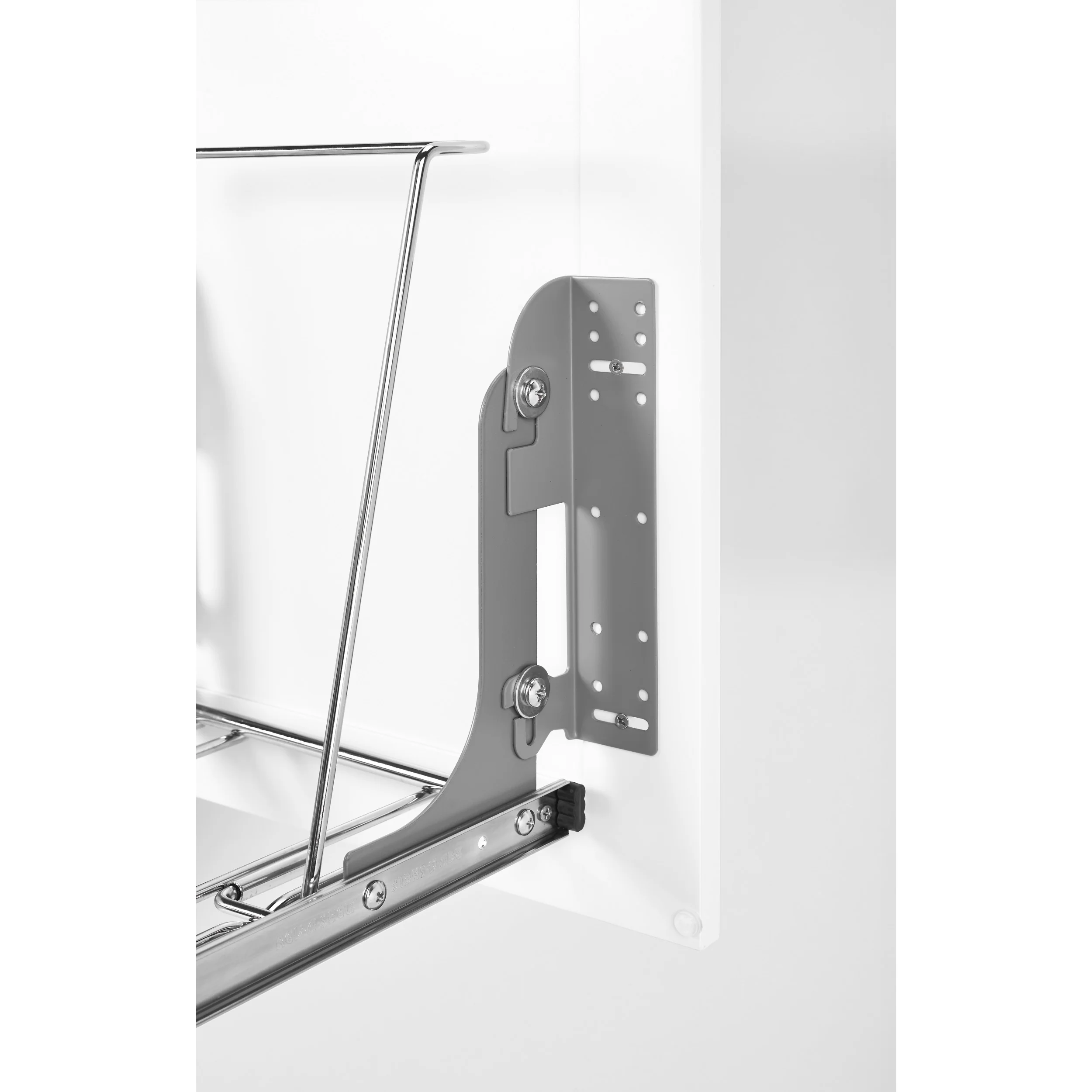 35 Qrt Pull-Out Waste Container Metallic Silver 10.63 in (270 mm) W x 22 in (559 mm) D x 19.25 in (489 mm) H - Image 4